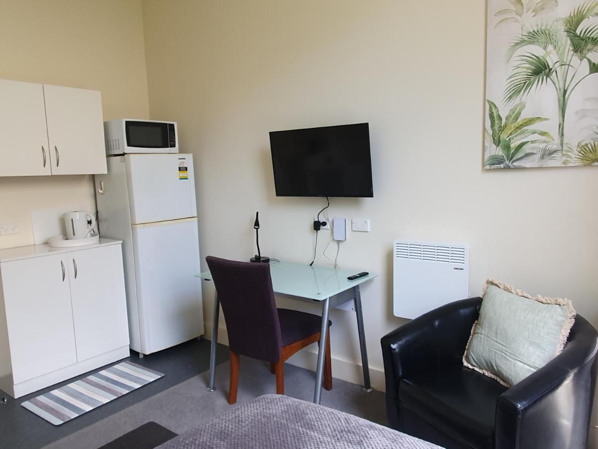 Travel Stay City Hostel Dunedin Exterior photo