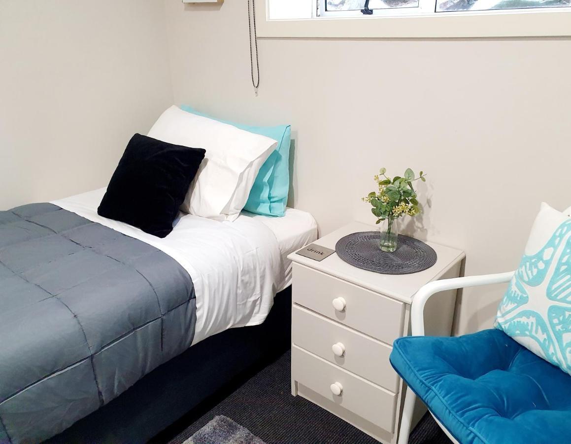 Travel Stay City Hostel Dunedin Exterior photo